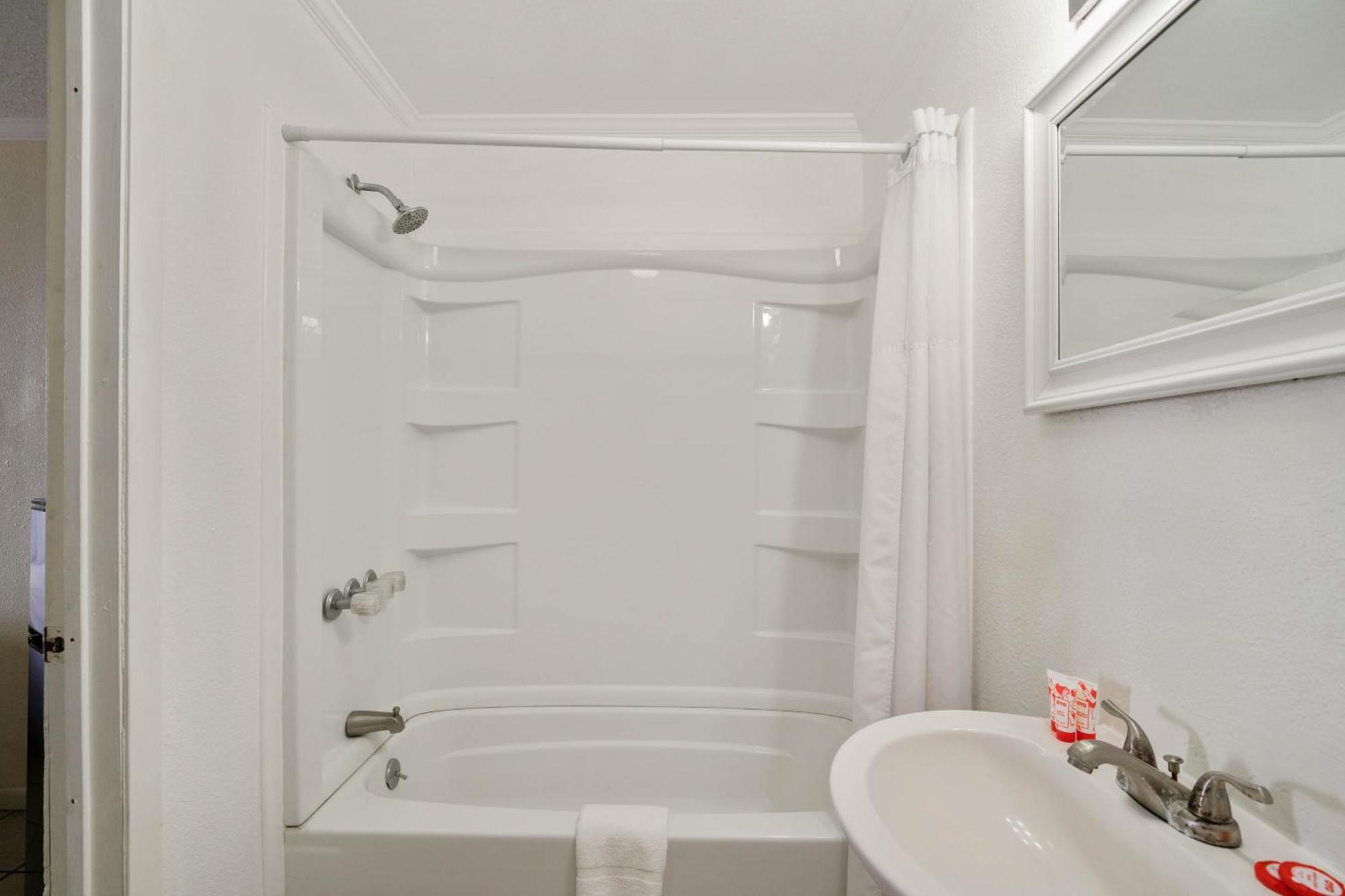 Oyo Hotel Rockport- Bay View Екстер'єр фото